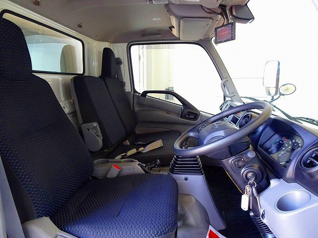 日野 デュトロ 小型 アルミバン 2PG-XZU712M(88950) 6枚目