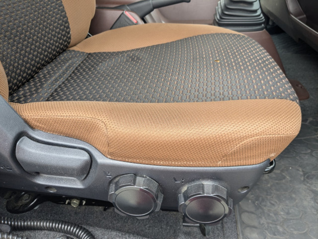 日野 レンジャー 中型 冷凍冷蔵バン 2KG-FD2ABG(88958) 37枚目