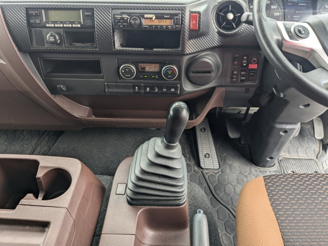 日野 レンジャー 中型 冷凍冷蔵バン 2KG-FD2ABG(88958) 40枚目