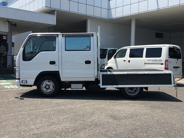 いすゞ エルフ 小型 Wキャブ 2RG-NJR88A(88966) 11枚目