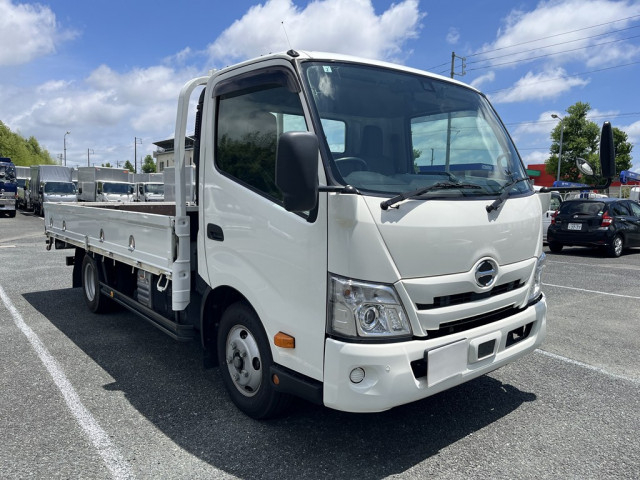 日野 デュトロ 小型 平ボディ 2RG-XZC710M(88971) 2枚目