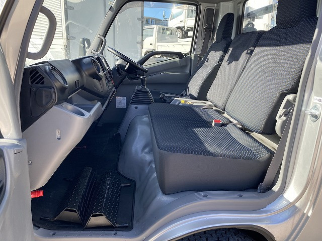 日野 デュトロ 小型 車載専用車 2KG-XZU720M(88974) 40枚目