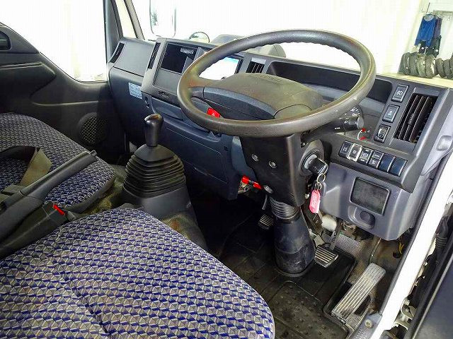 いすゞ エルフ 小型 平ボディ 2RG-NHR88A(88977) 5枚目