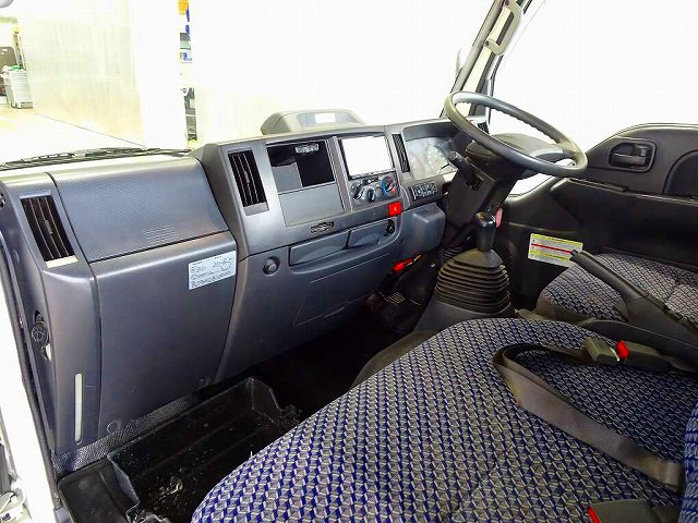 いすゞ エルフ 小型 平ボディ 2RG-NHR88A(88977) 7枚目