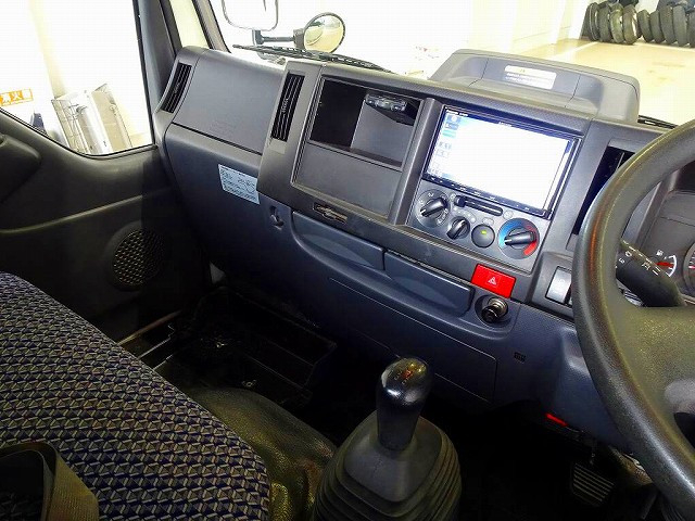 いすゞ エルフ 小型 平ボディ 2RG-NHR88A(88977) 9枚目