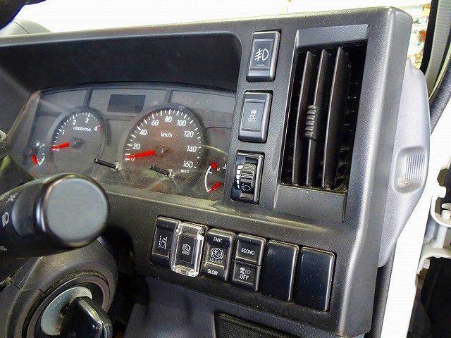 いすゞ エルフ 小型 平ボディ 2RG-NHR88A(88977) 17枚目