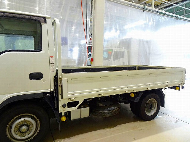 いすゞ エルフ 小型 平ボディ 2RG-NHR88A(88977) 22枚目
