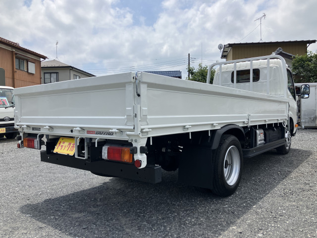 日野 デュトロ 小型 平ボディ 2RG-XZU655M(88981) 3枚目