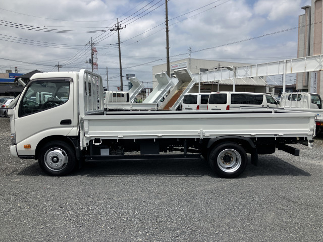 日野 デュトロ 小型 平ボディ 2RG-XZU655M(88981) 18枚目