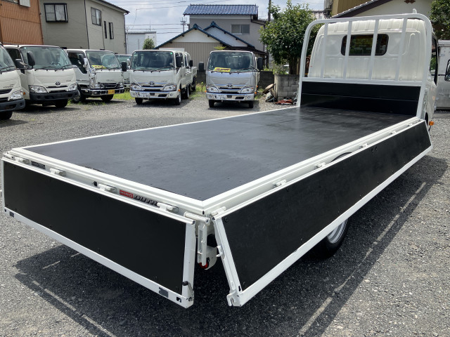 日野 デュトロ 小型 平ボディ 2RG-XZU655M(88981) 19枚目