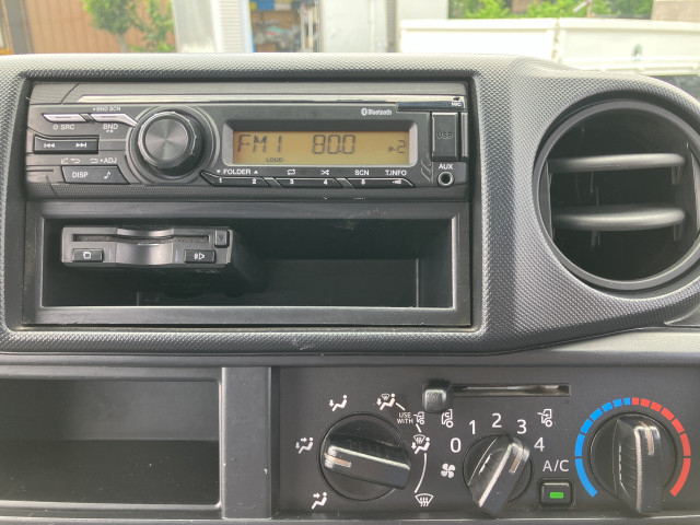 日野 デュトロ 小型 平ボディ 2RG-XZU655M(88981) 30枚目