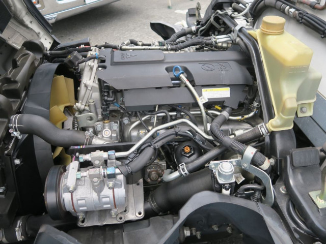 三菱ふそう キャンター 小型 冷凍冷蔵バン 2RG-FBAV0(88983) 28枚目
