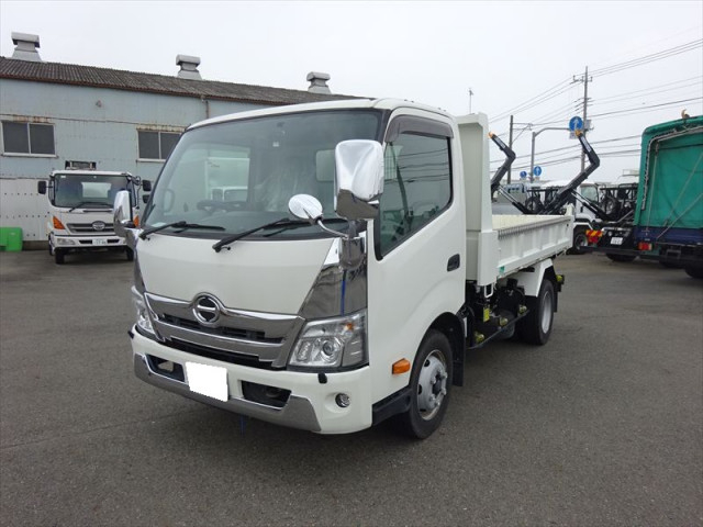 日野 デュトロ 小型 土砂ダンプ 2KG-XZU700X(88986) 2枚目