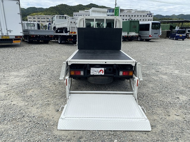 日野 デュトロ 小型 Wキャブ 2RG-XZU605M(88989) 14枚目