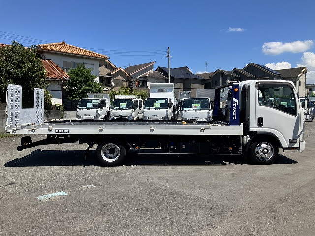 いすゞ エルフ 小型 車載専用車 2RG-NPR88AN(88990) 5枚目