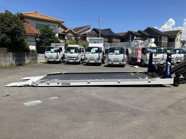 いすゞ エルフ 小型 車載専用車 2RG-NPR88AN(88990) 10枚目