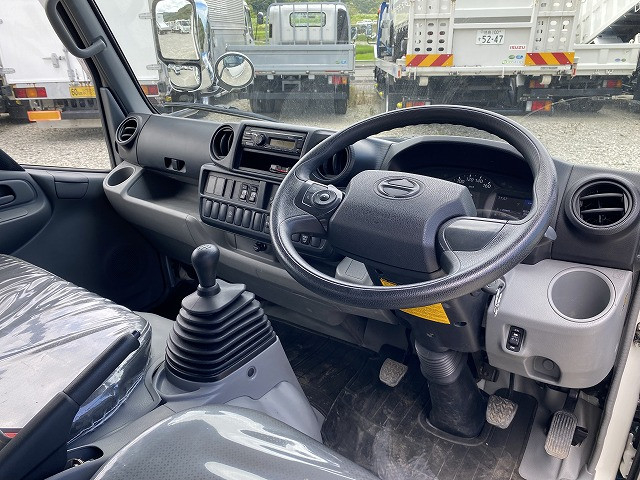 日野 デュトロ 小型 Wキャブ 2RG-XZU605M(88989) 31枚目