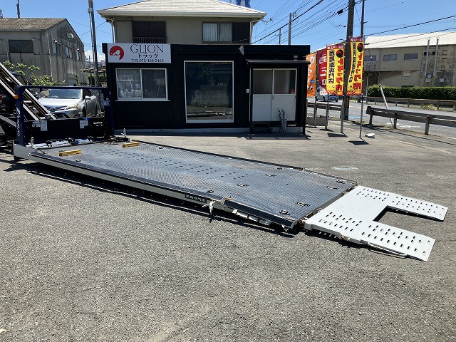 いすゞ エルフ 小型 車載専用車 2RG-NPR88AN(88990) 14枚目