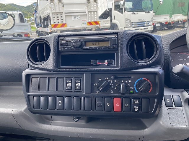 日野 デュトロ 小型 Wキャブ 2RG-XZU605M(88989) 36枚目
