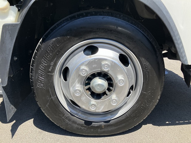 いすゞ エルフ 小型 車載専用車 2RG-NPR88AN(88990) 31枚目