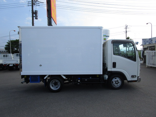 いすゞ エルフ 小型 冷凍冷蔵バン 2RG-NLR88AN(88991) 4枚目
