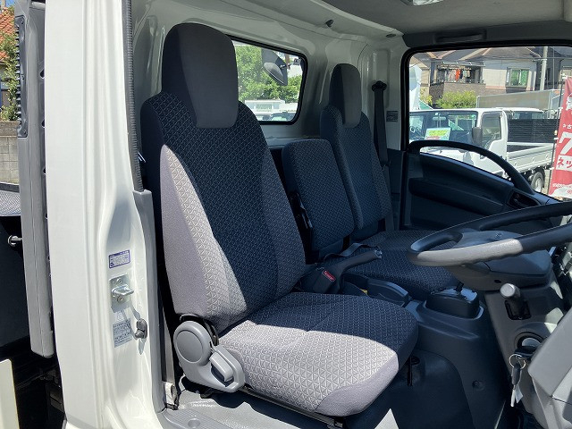 いすゞ エルフ 小型 車載専用車 2RG-NPR88AN(88990) 45枚目