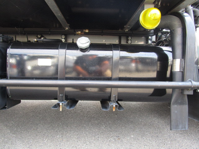 いすゞ エルフ 小型 冷凍冷蔵バン 2RG-NLR88AN(88991) 38枚目