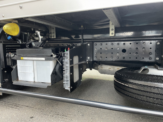日産自動車 アトラス 小型 アルミバン 2RG-FEA2W(88994) 5枚目
