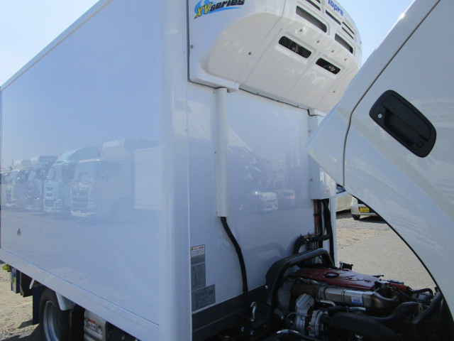 日野 デュトロ 小型 冷蔵冷凍バン 2WG-XZU606N(111646) 32枚目