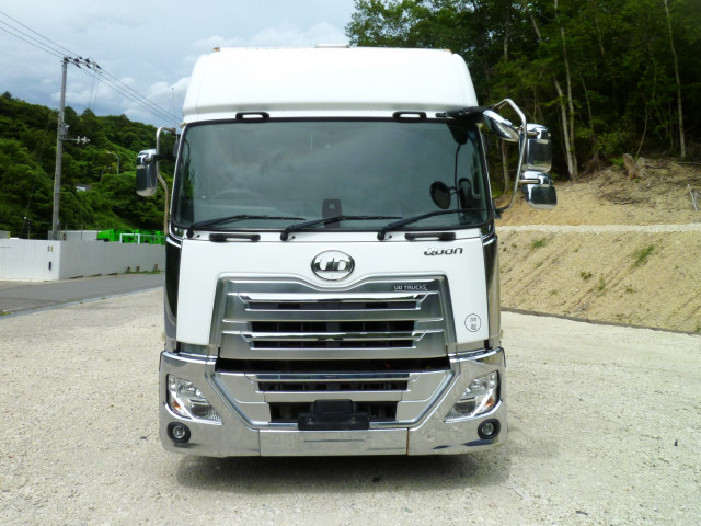 UDトラックス（日産） クオン 大型 アルミウィング 2PG-CG5CA(89003) 2枚目