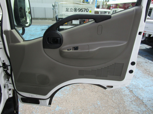 日産自動車 アトラス 小型 平ボディ CBF-SQ2F24(89004) 22枚目