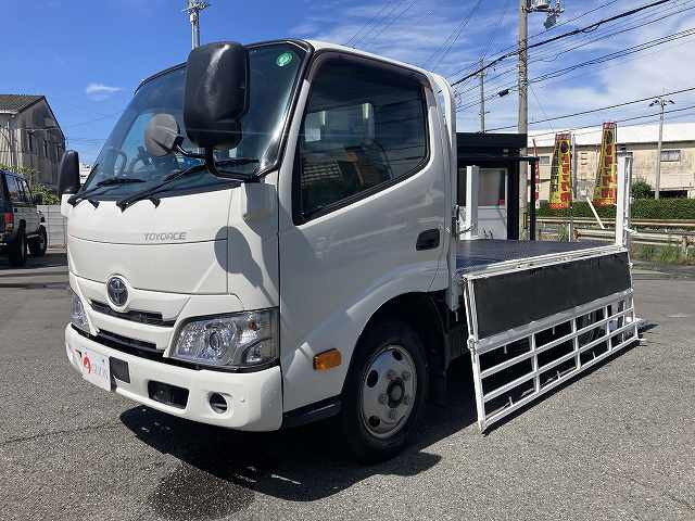 トヨタ トヨエース 小型 平ボディ 2RG-XZU605(89009) 9枚目