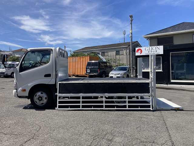 トヨタ トヨエース 小型 平ボディ 2RG-XZU605(89009) 11枚目