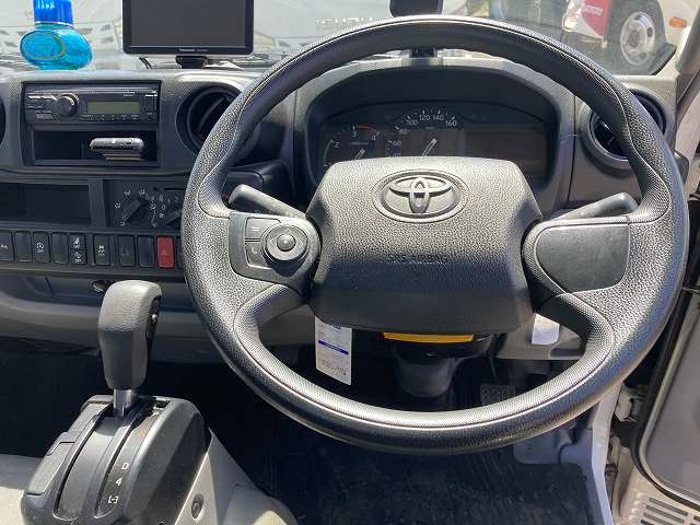 トヨタ トヨエース 小型 平ボディ 2RG-XZU605(89009) 37枚目