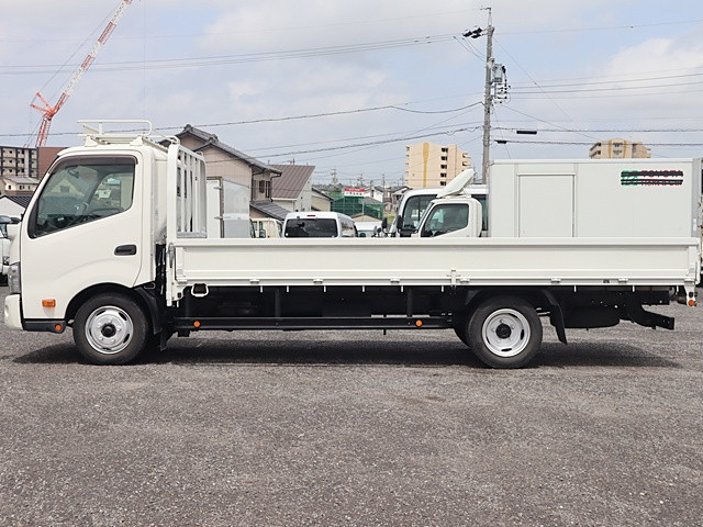 トヨタ ダイナ 小型 平ボディ 2RG-XZU720(89020) 9枚目