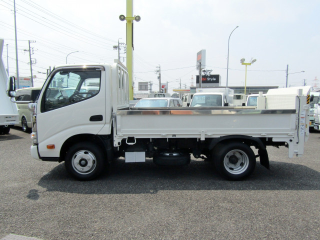 日野 デュトロ 小型 平ボディ 2RG-XZU605M(89027) 3枚目