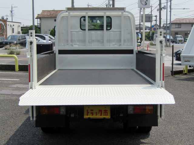日野 デュトロ 小型 平ボディ 2RG-XZU605M(89027) 6枚目