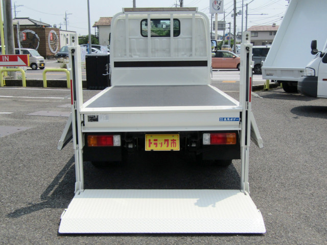 日野 デュトロ 小型 平ボディ 2RG-XZU605M(89027) 10枚目