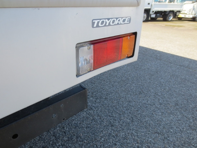 Toyota toyoace Small Aluminium box body 2RG-XZU710(89028) 21枚目