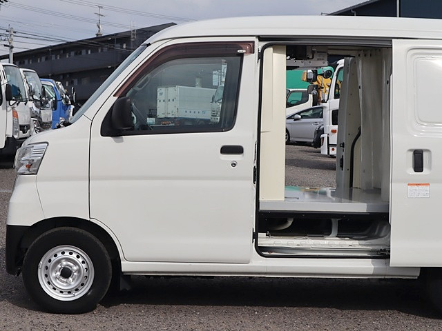 ダイハツ ハイゼット 軽 冷凍冷蔵バン EBD-S321V(89031) 11枚目