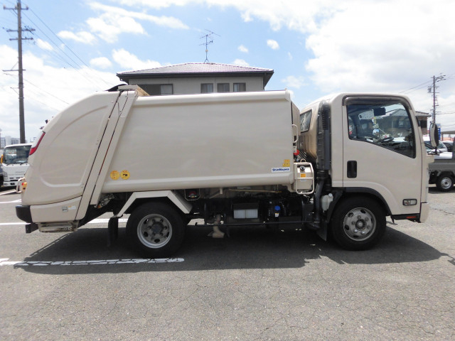 いすゞ エルフ 小型 塵芥車（プレス式） 2PG-NPR88YN(89035) 5枚目