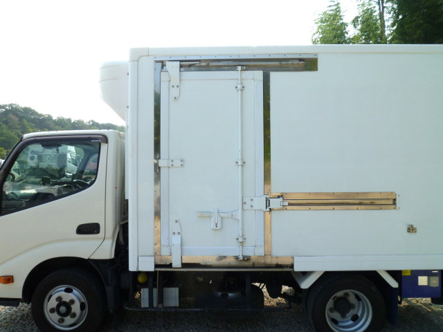 Hino dutro Small Freezer box_body 2RG-XZC605M(89039) 9枚目