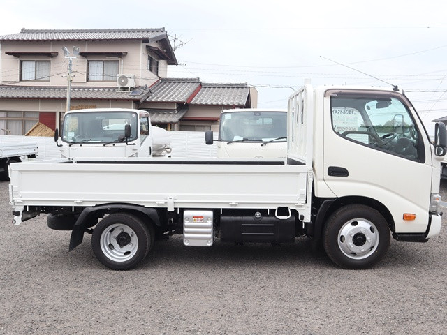 トヨタ ダイナ 小型 平ボディ 2RG-XZU605(89048) 8枚目