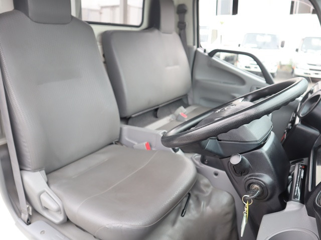 トヨタ ダイナ 小型 平ボディ 2RG-XZU605(89048) 33枚目