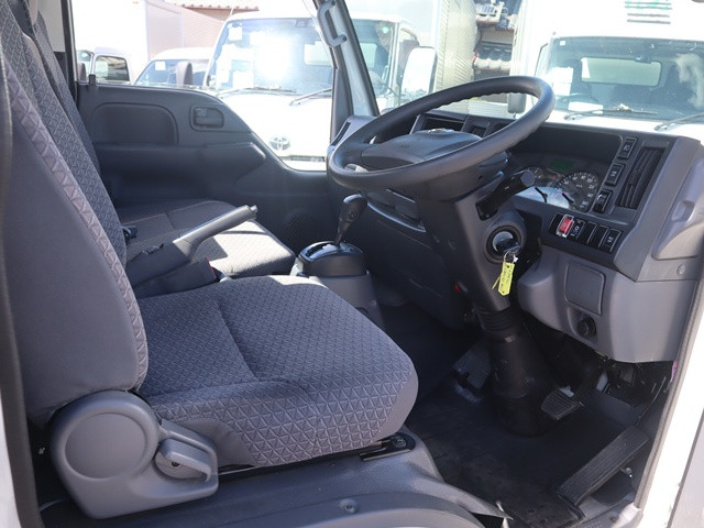 日産自動車 アトラス 小型 平ボディ 2RG-AHR88A(89050) 31枚目
