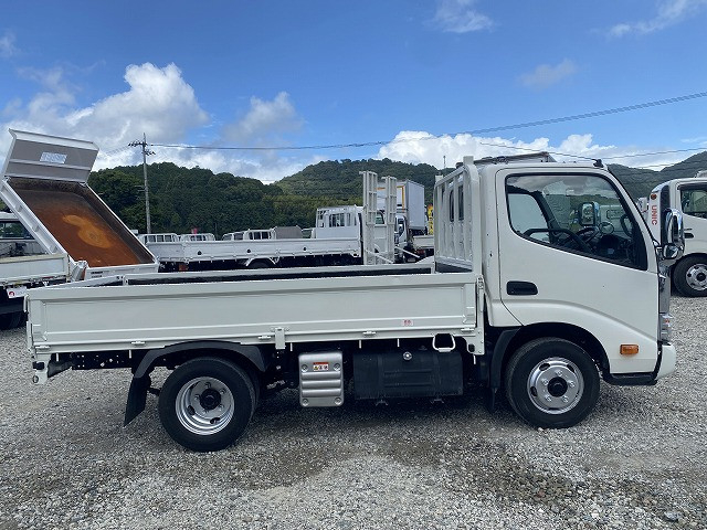 トヨタ ダイナ 小型 平ボディ 2RG-XZU605(89052) 5枚目