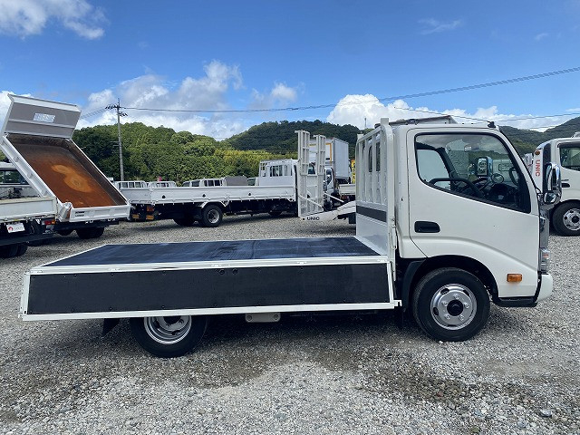 トヨタ ダイナ 小型 平ボディ 2RG-XZU605(89052) 12枚目