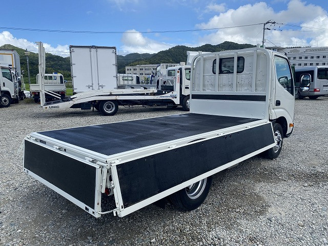 トヨタ ダイナ 小型 平ボディ 2RG-XZU605(89052) 15枚目