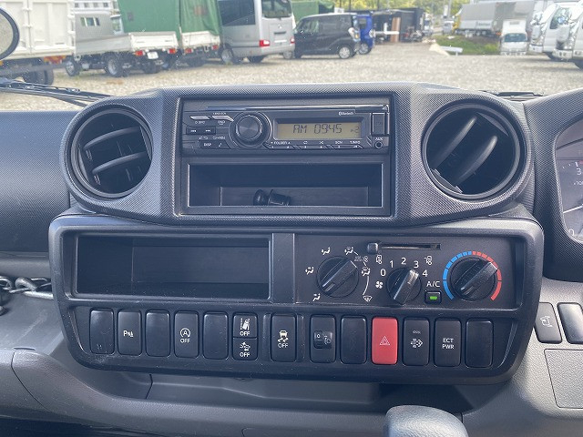 トヨタ ダイナ 小型 平ボディ 2RG-XZU605(89052) 27枚目