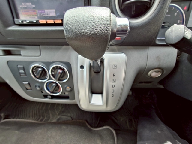 日産自動車 キャラバン 小型 ワンボックス LDF-VW2E26(89082) 26枚目